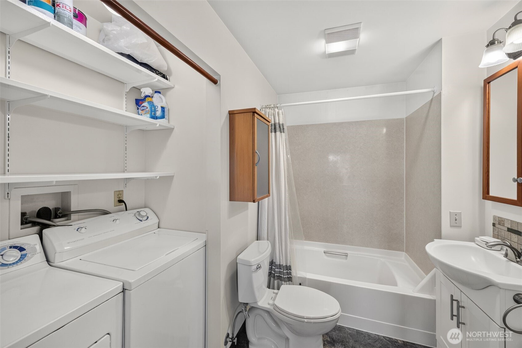 4417 Seahurst Avenue Property Photo 18