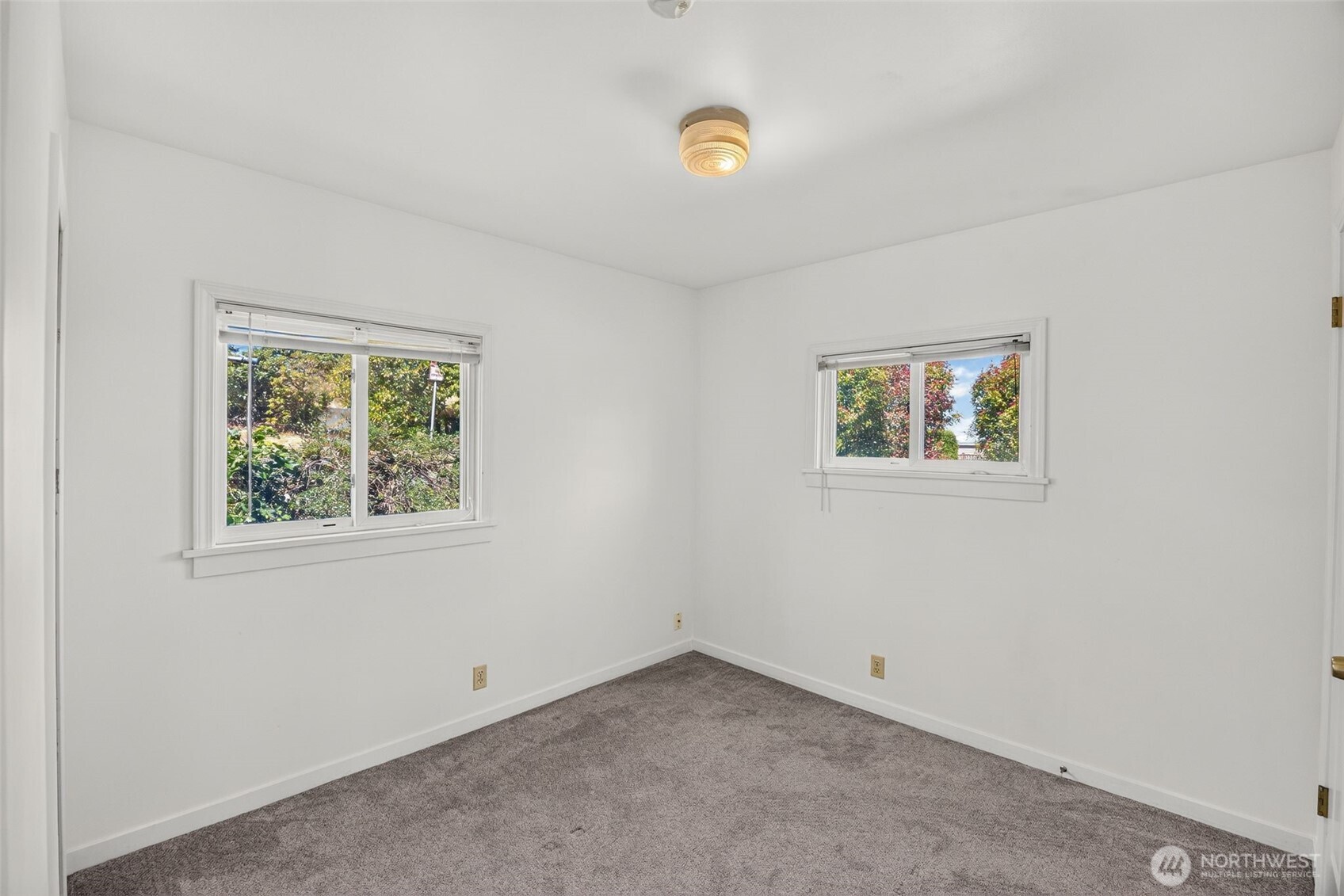 4417 Seahurst Avenue Property Photo 21