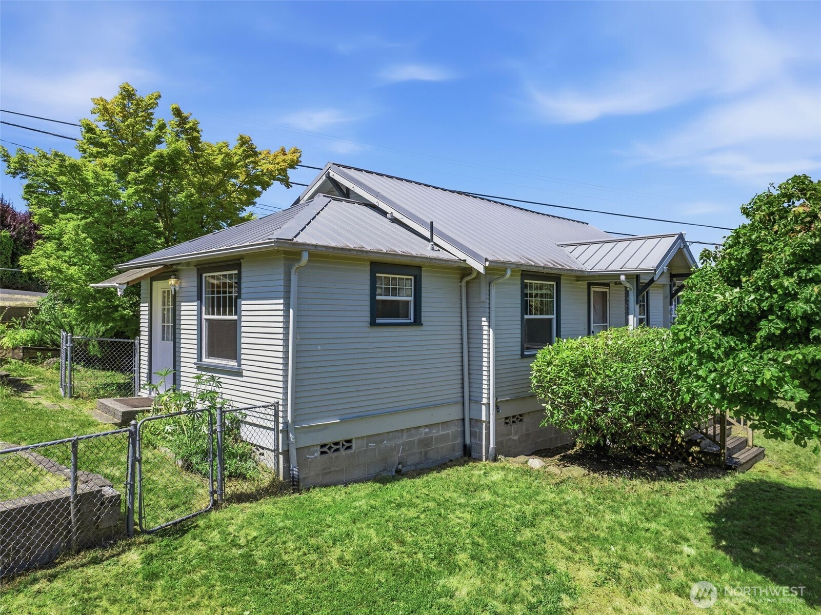 4417 Seahurst Avenue Property Photo 23
