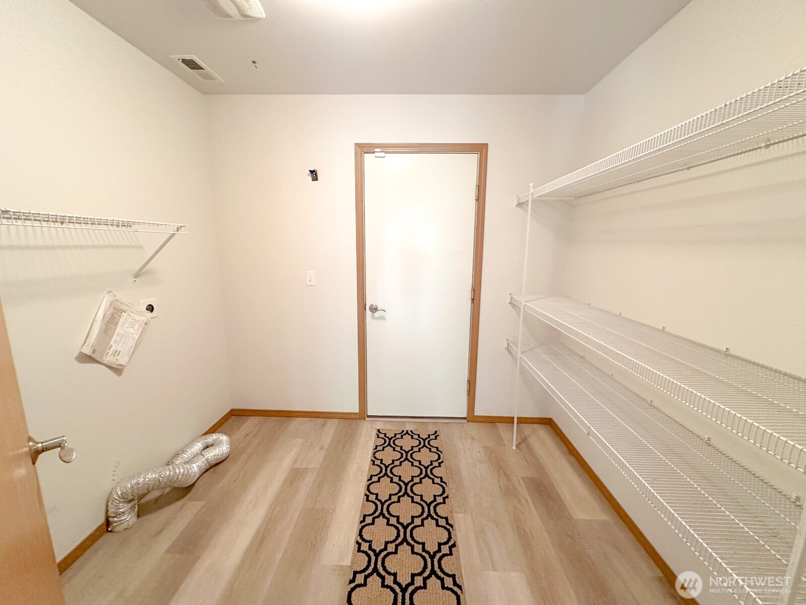 17929 Silver Creek Avenue Property Photo 24