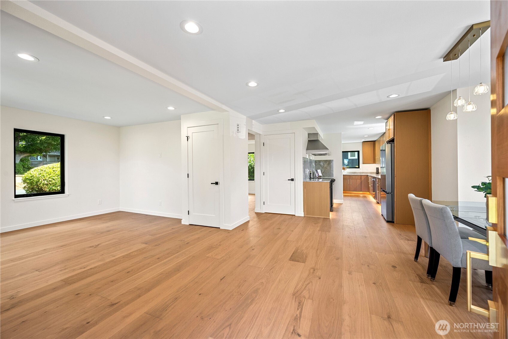 9808 224th Street Property Photo 5