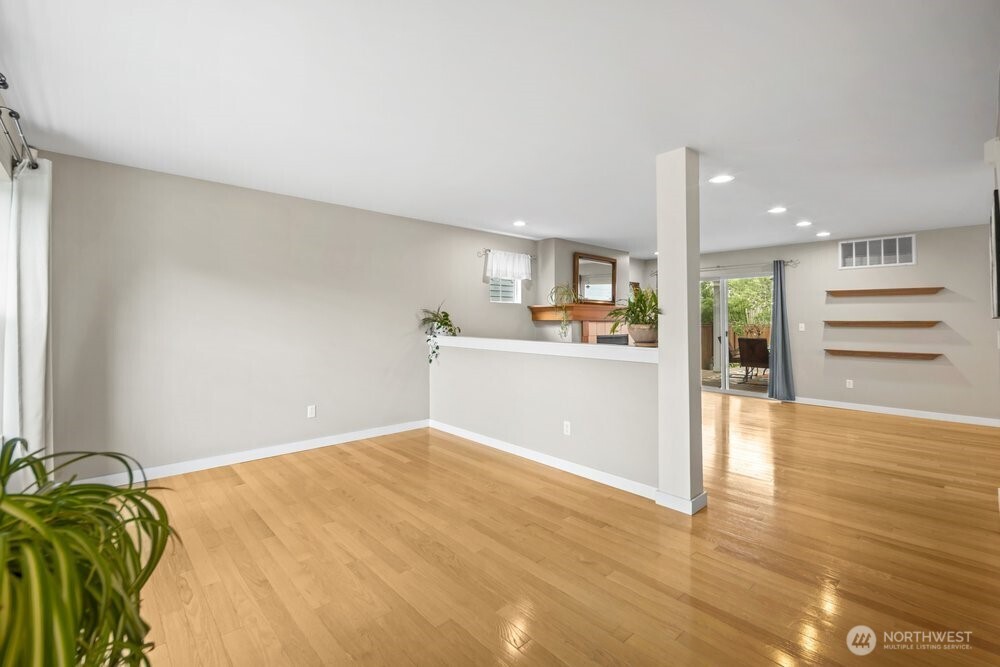 9731 228th Terrace Property Photo 6