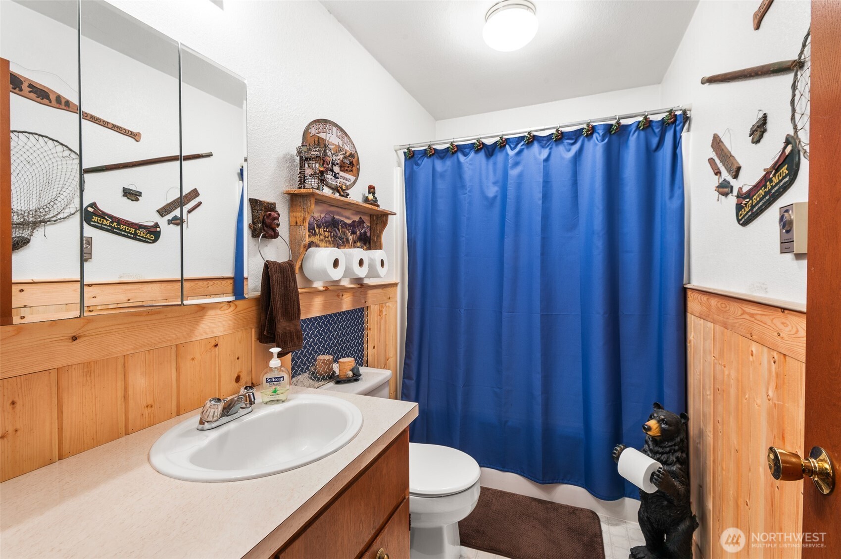870 N Colony Surf Drive Property Photo 10