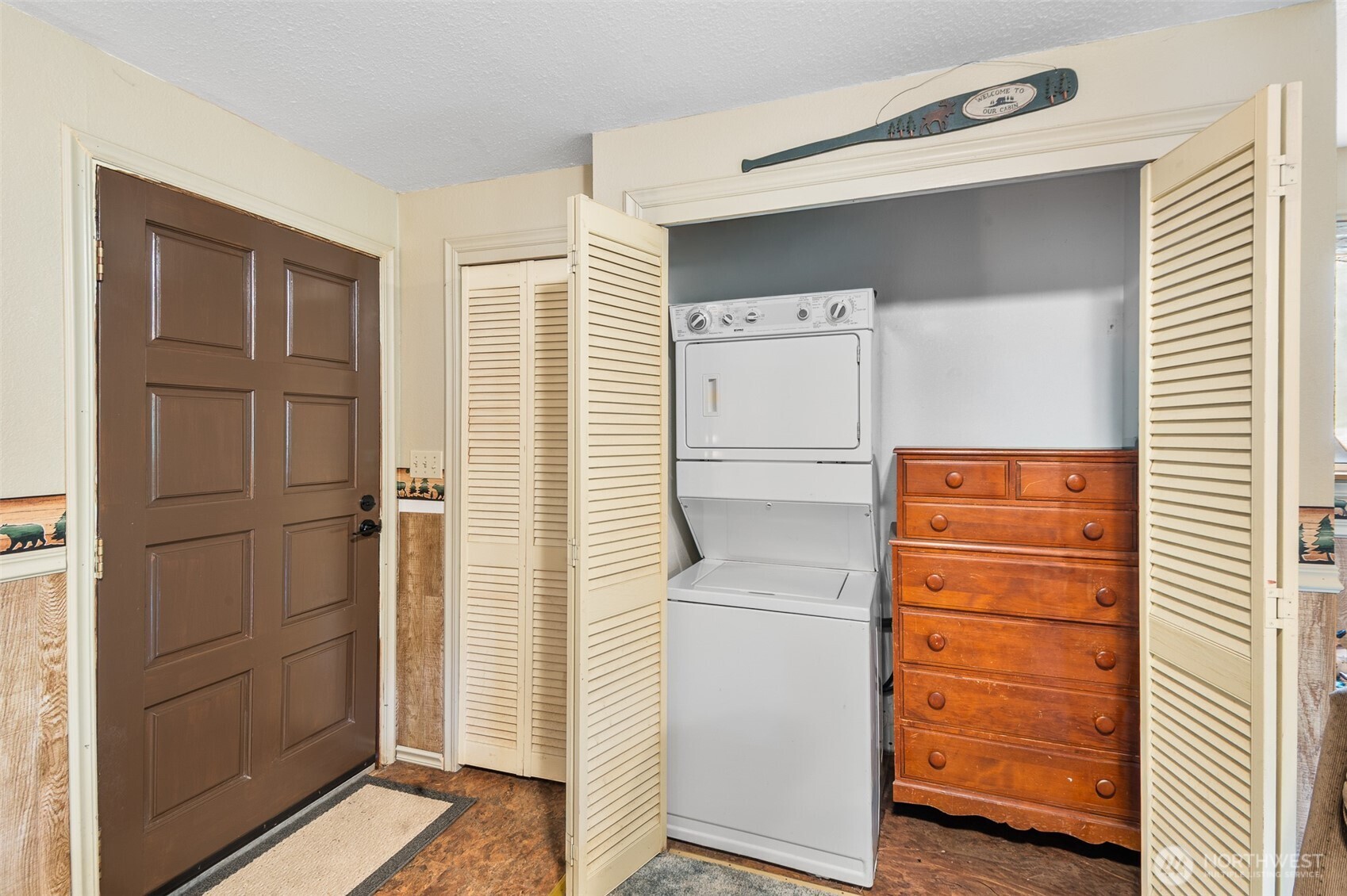 870 N Colony Surf Drive Property Photo 12