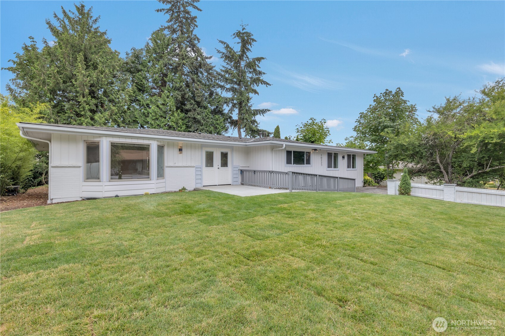 10223 Se 213th Place Property Photo 10
