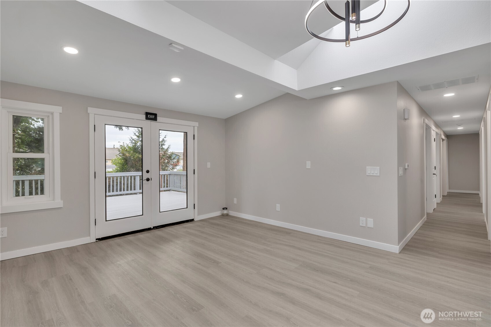 10223 Se 213th Place Property Photo 16