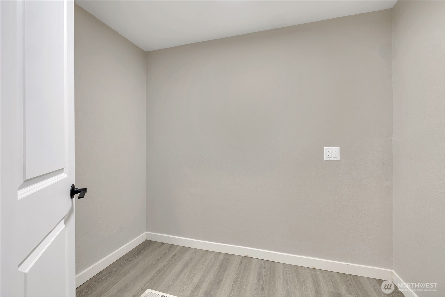 10223 Se 213th Place Property Photo 33