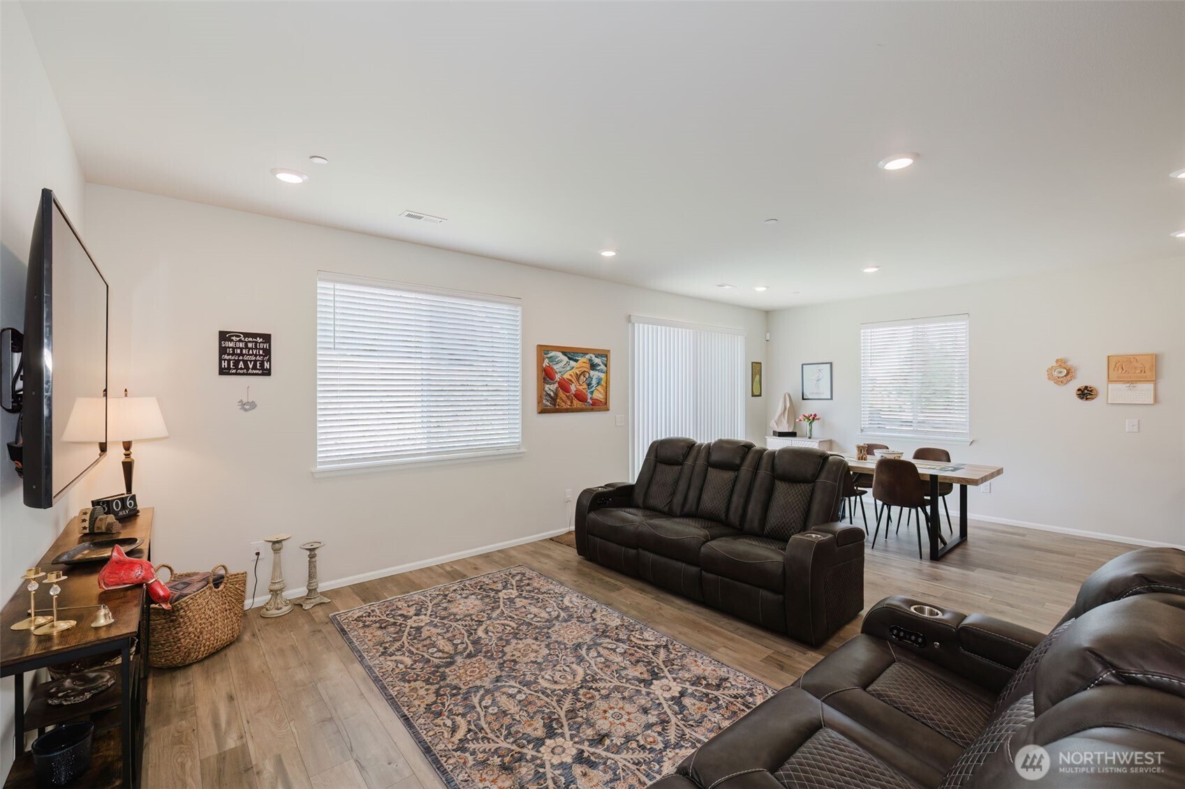 909 Timberline Avenue Property Photo 6