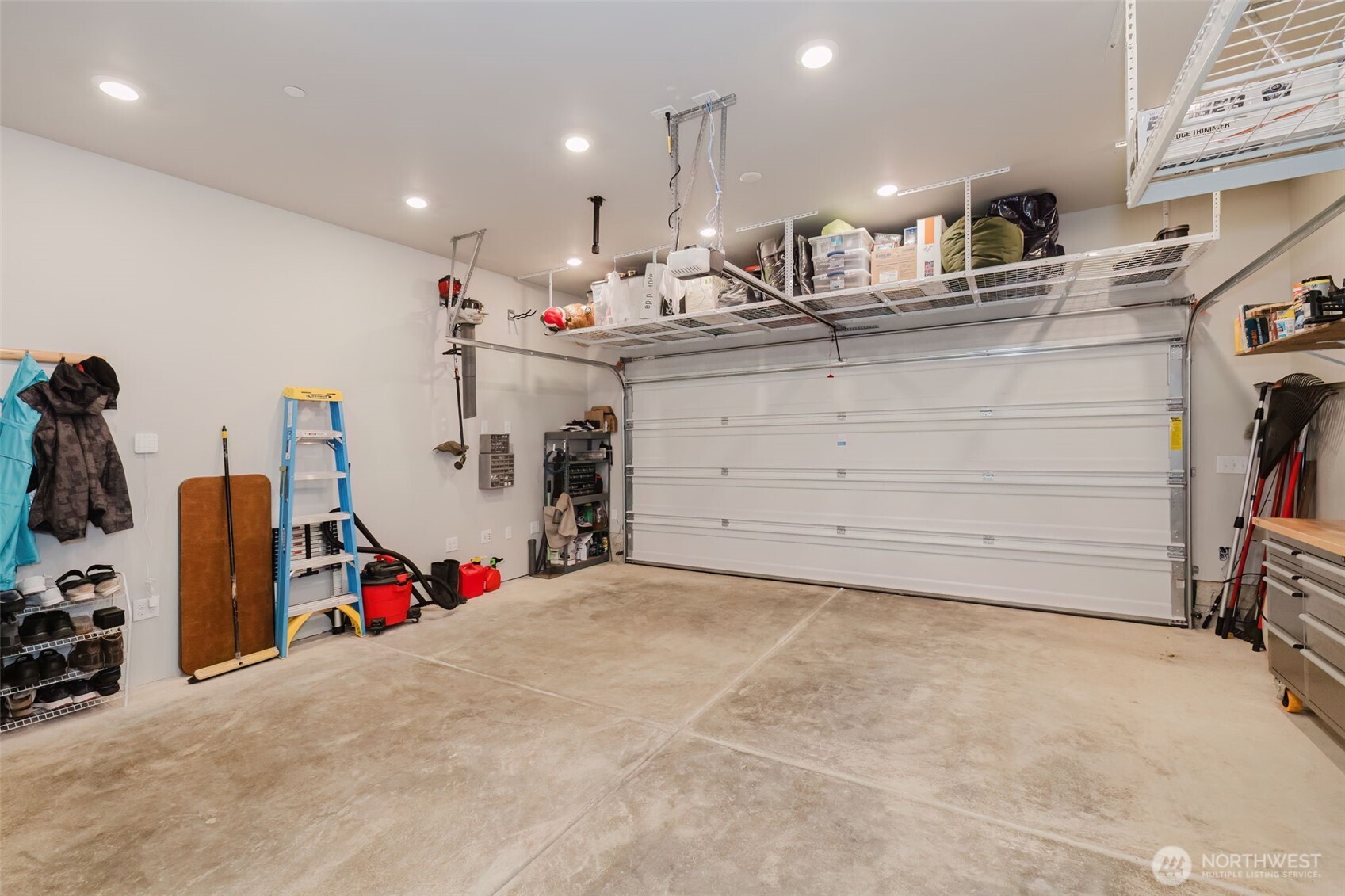909 Timberline Avenue Property Photo 33