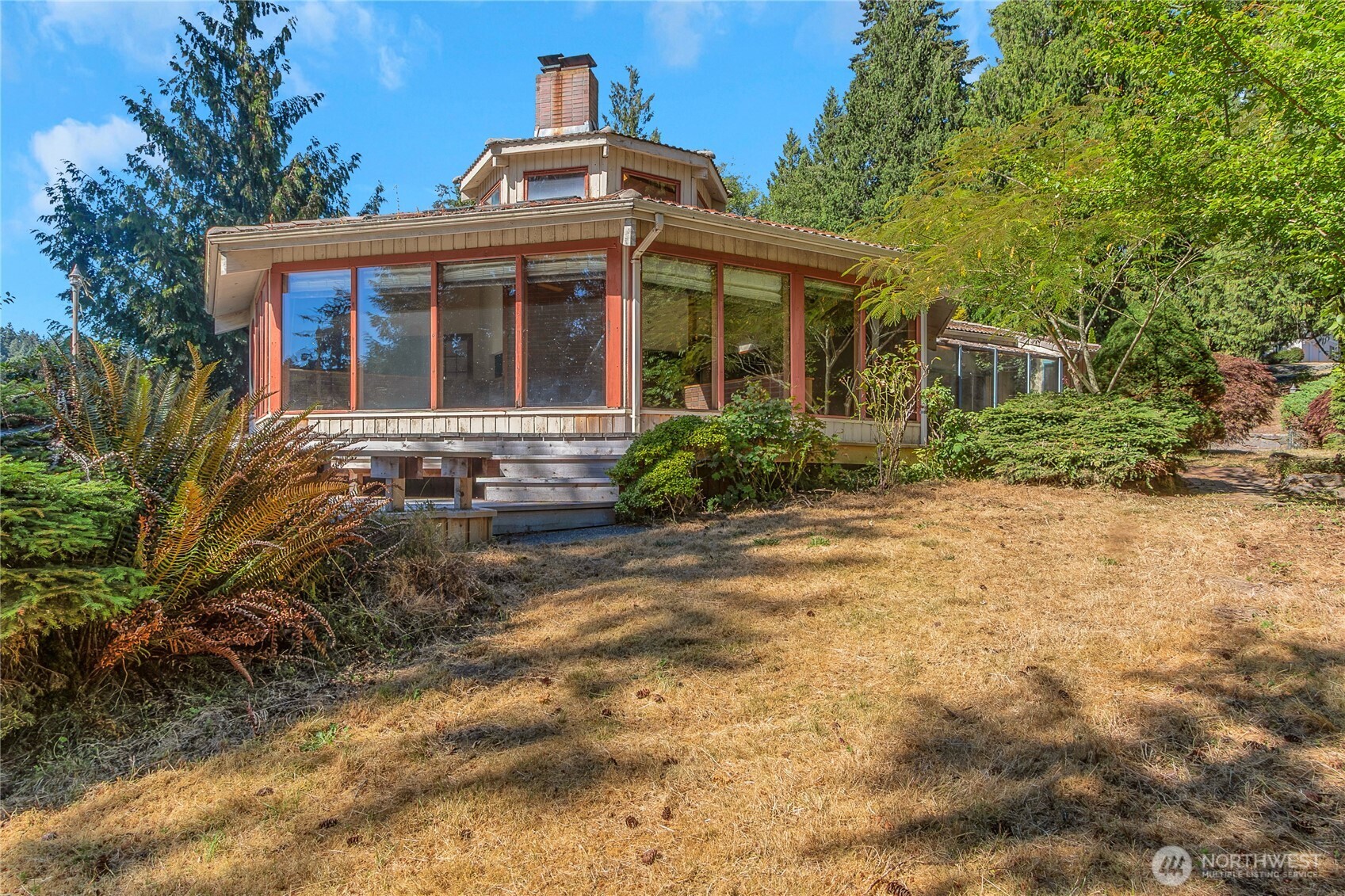 4320 Shore Drive Property Photo 7