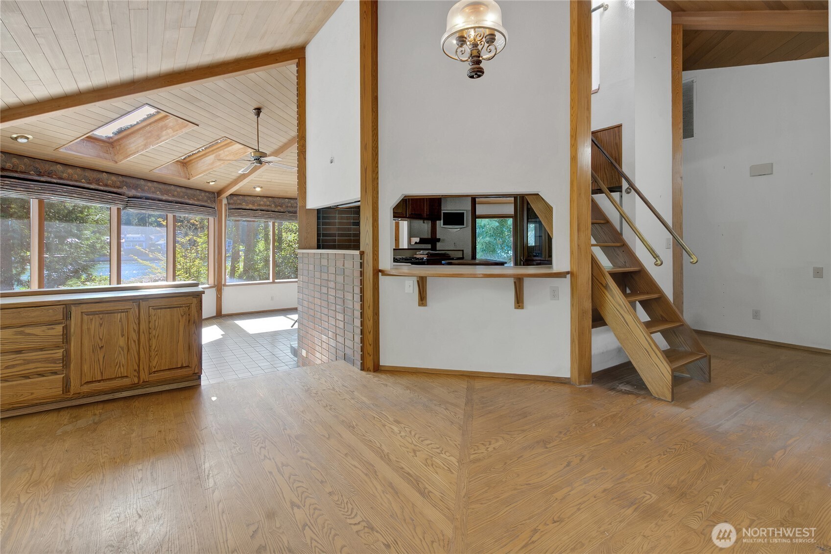 4320 Shore Drive Property Photo 12