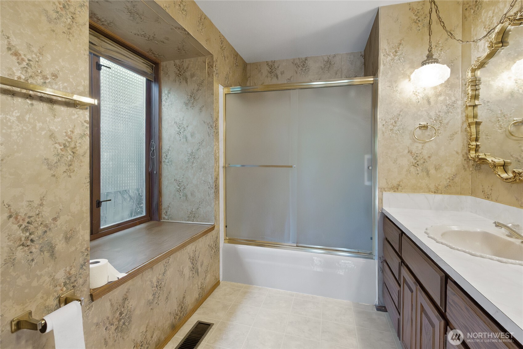 4320 Shore Drive Property Photo 22