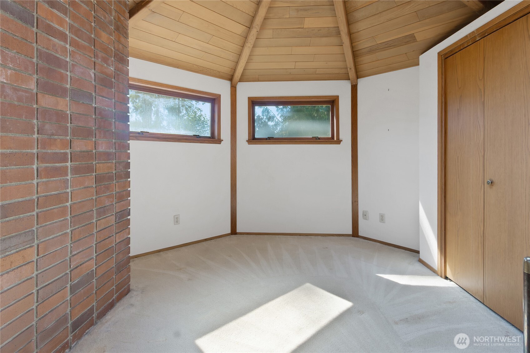 4320 Shore Drive Property Photo 23