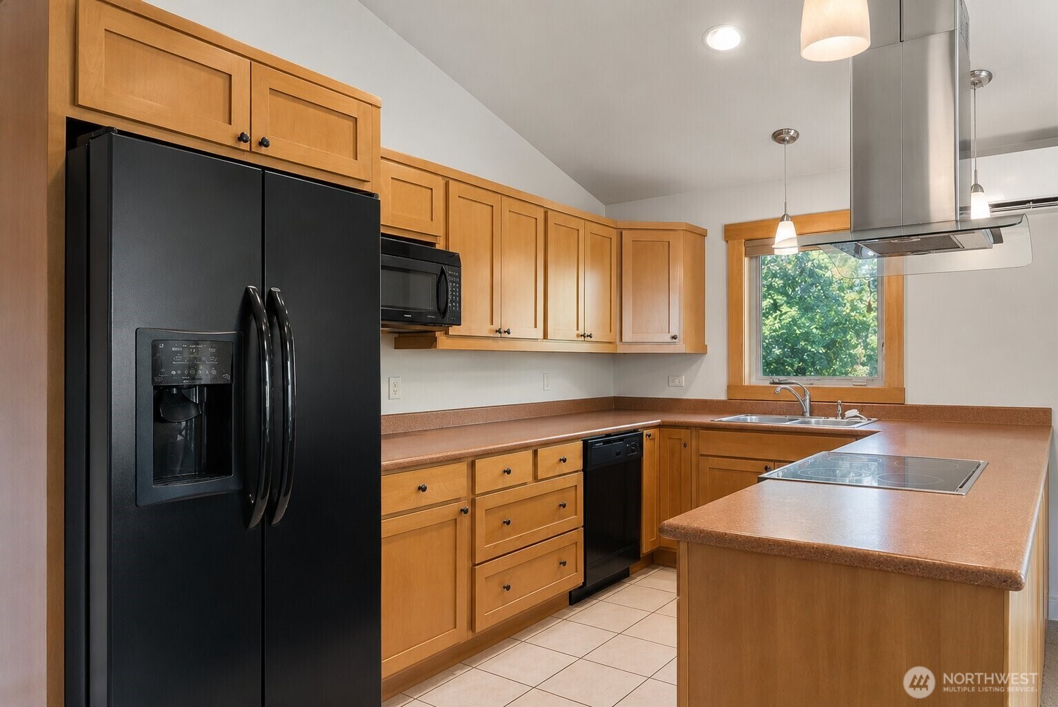 308 Washington Street Property Photo 9