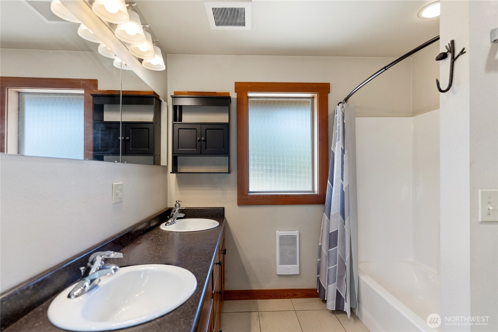 308 Washington Street Property Photo 18