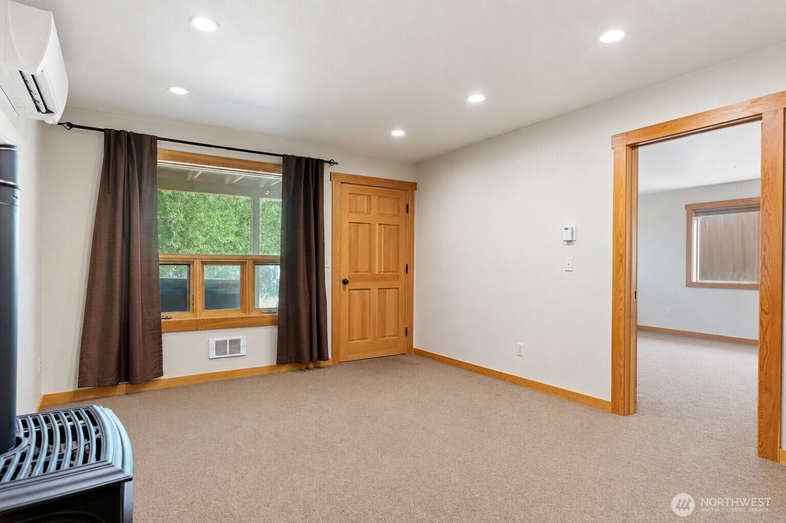 308 Washington Street Property Photo 23