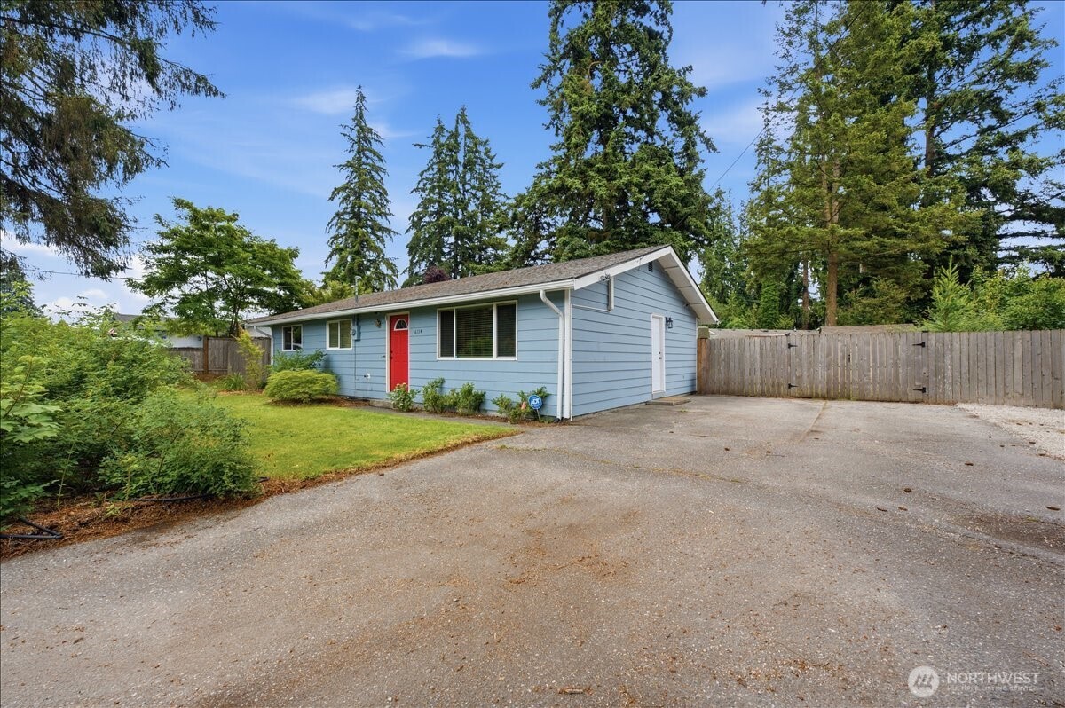 6114 Cemetery Road Property Photo 2