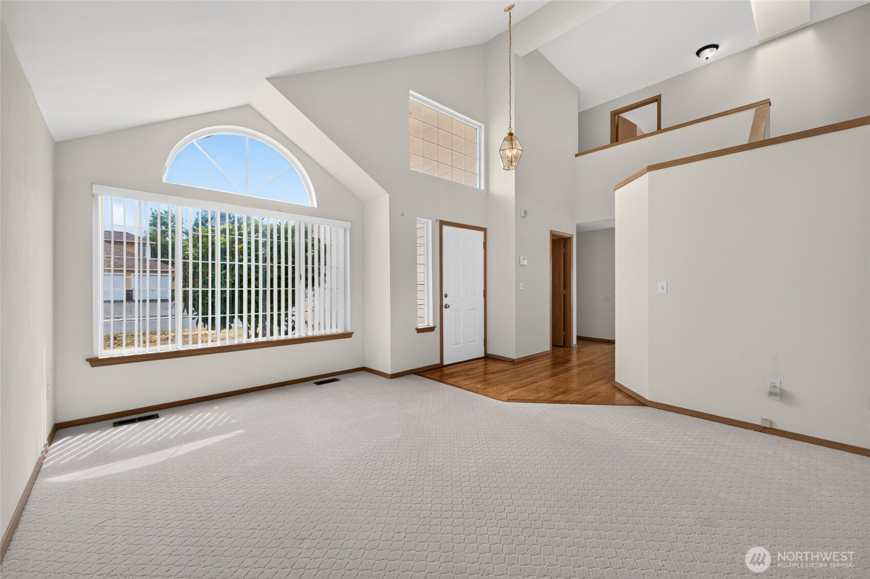 10124 Se 242nd Place Property Photo 6