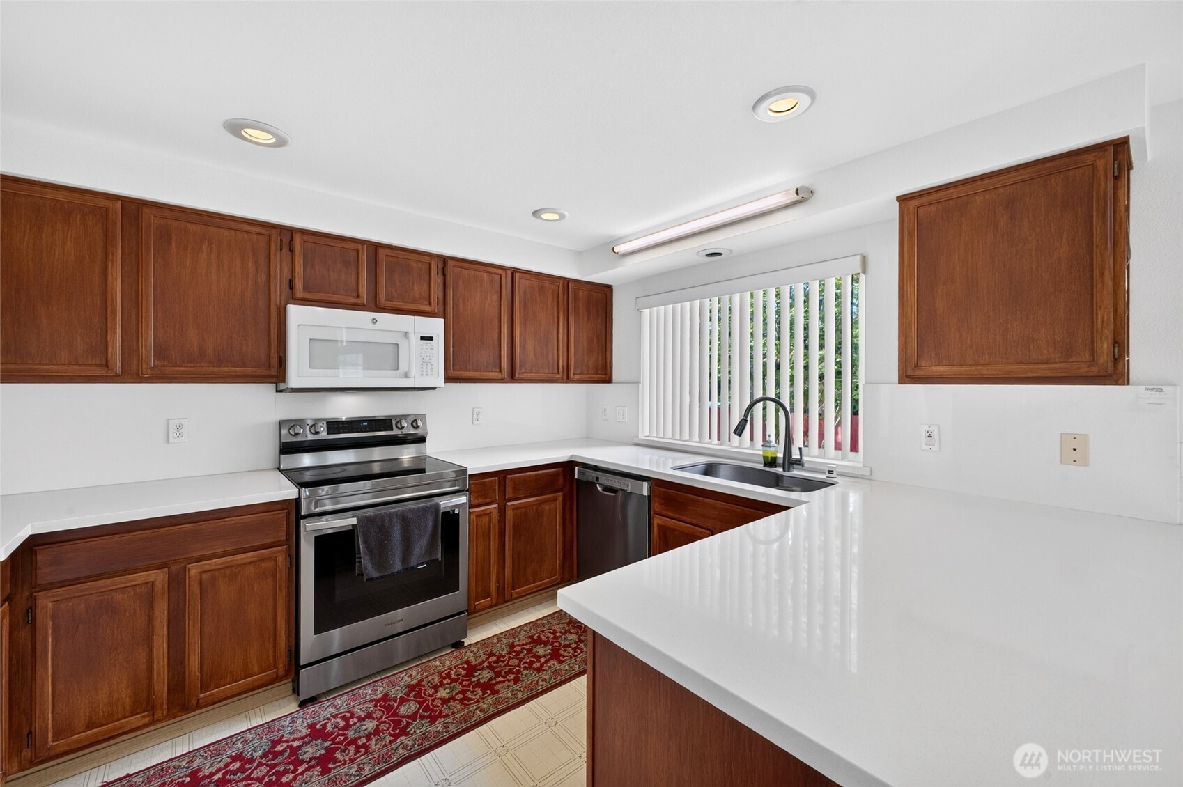 10124 Se 242nd Place Property Photo 13