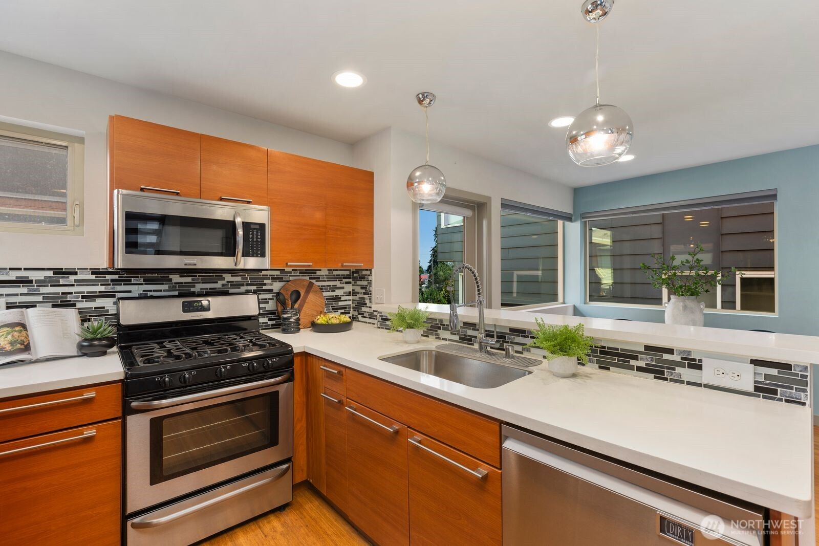 1536 Sturgus Avenue Property Photo 6