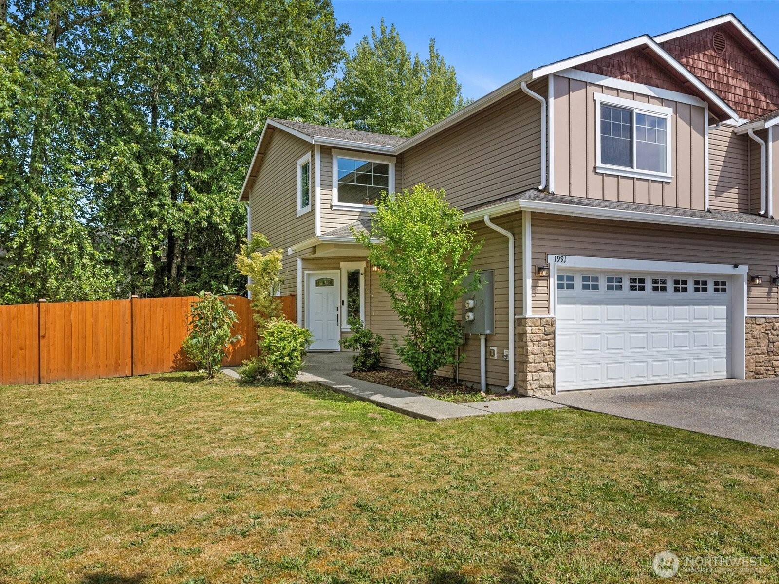 1991 125th Avenue Property Photo 1