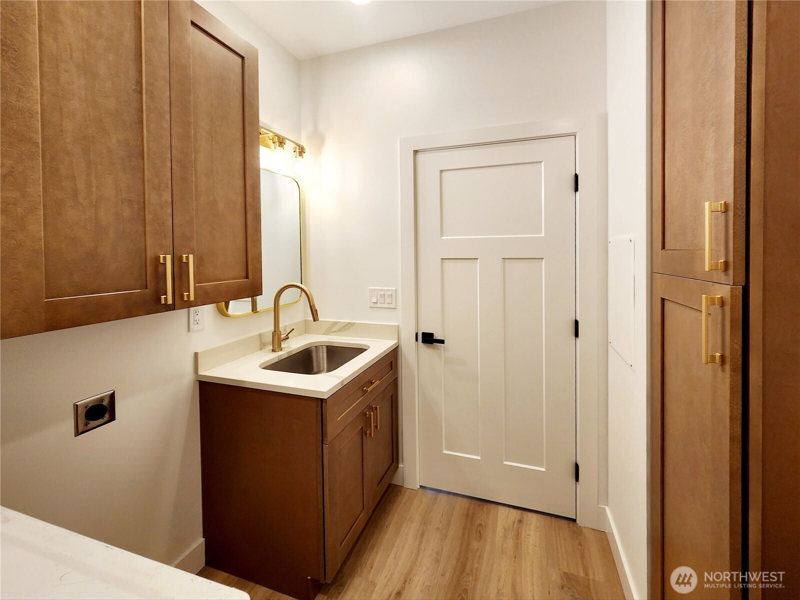 552 Sand Dune Avenue Property Photo 31