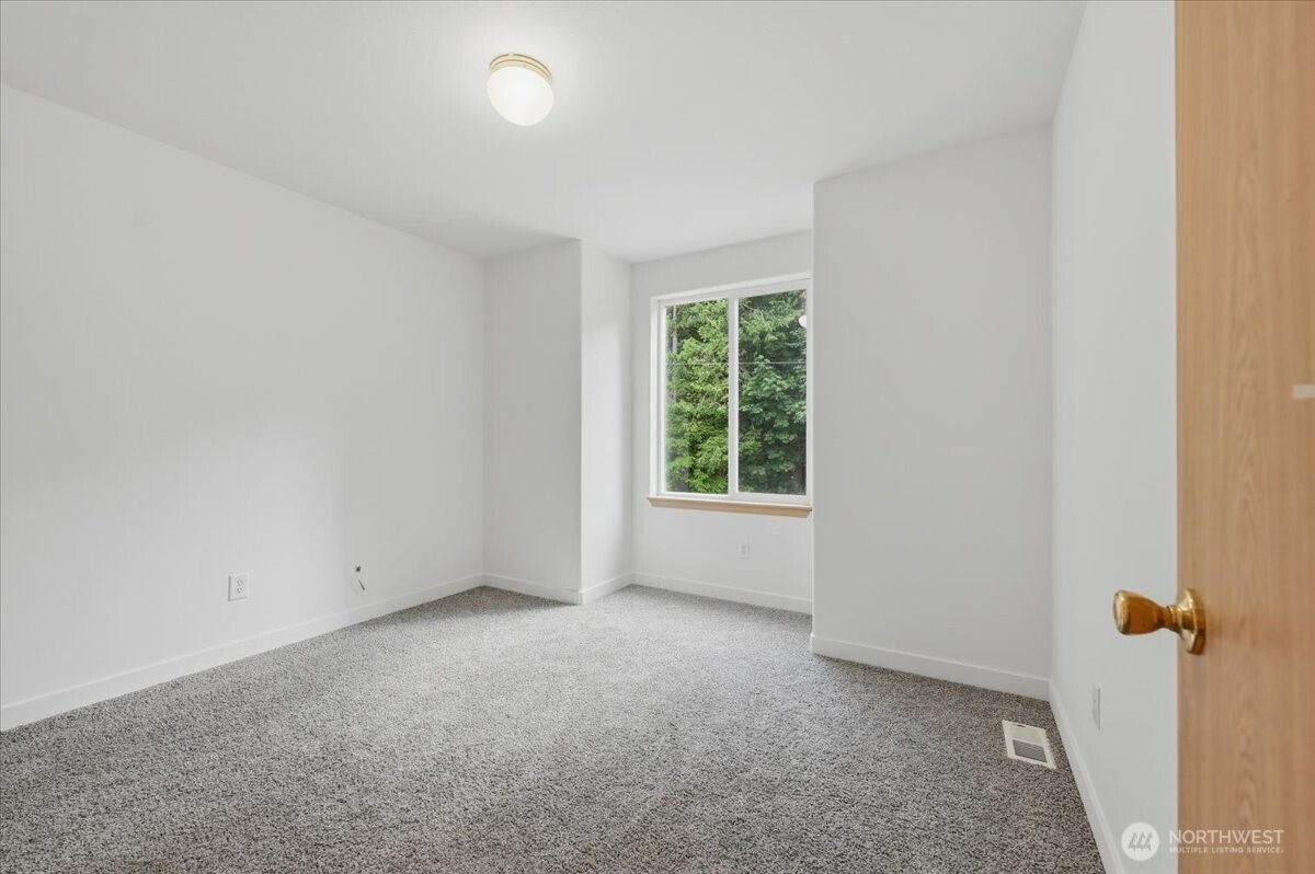 18313 437th Drive Property Photo 18