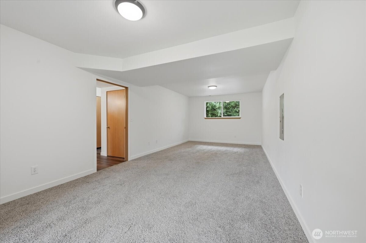 18313 437th Drive Property Photo 21