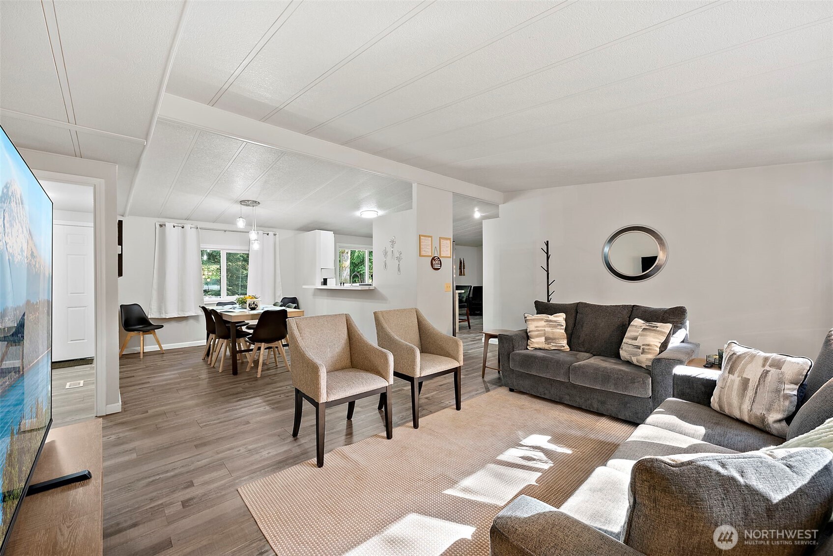 7591 Se Fragaria Road Property Photo 4