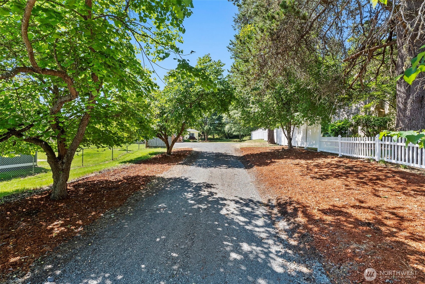 795 King Property Photo 4
