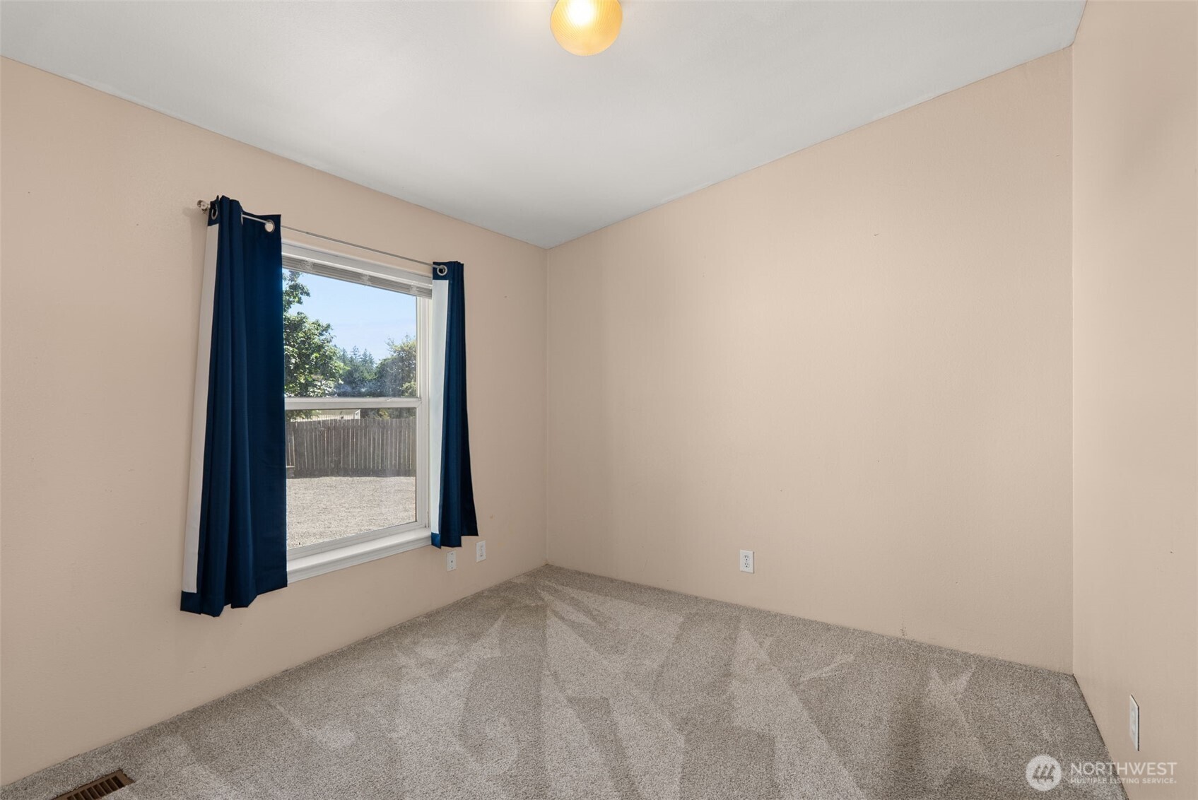 795 King Property Photo 20