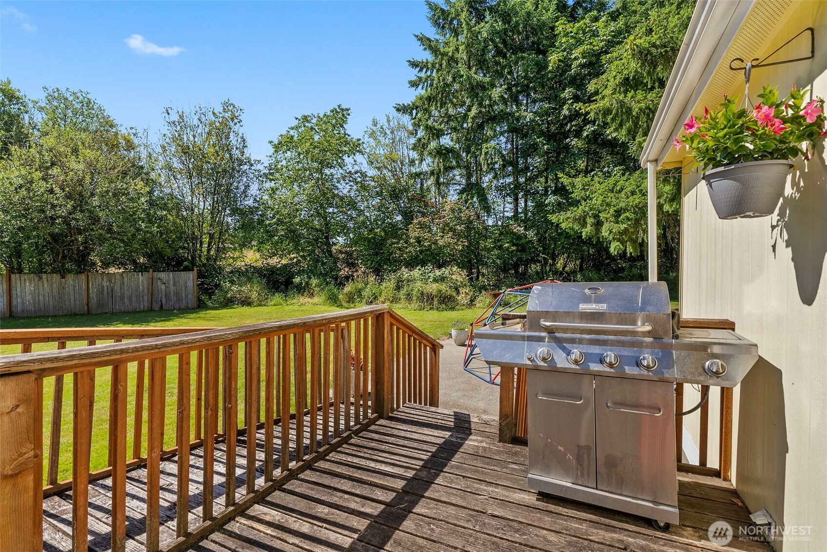 795 King Property Photo 32