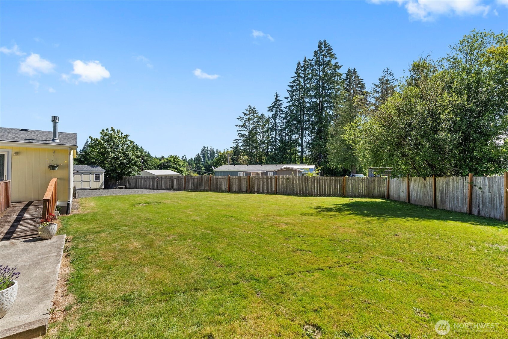 795 King Property Photo 34