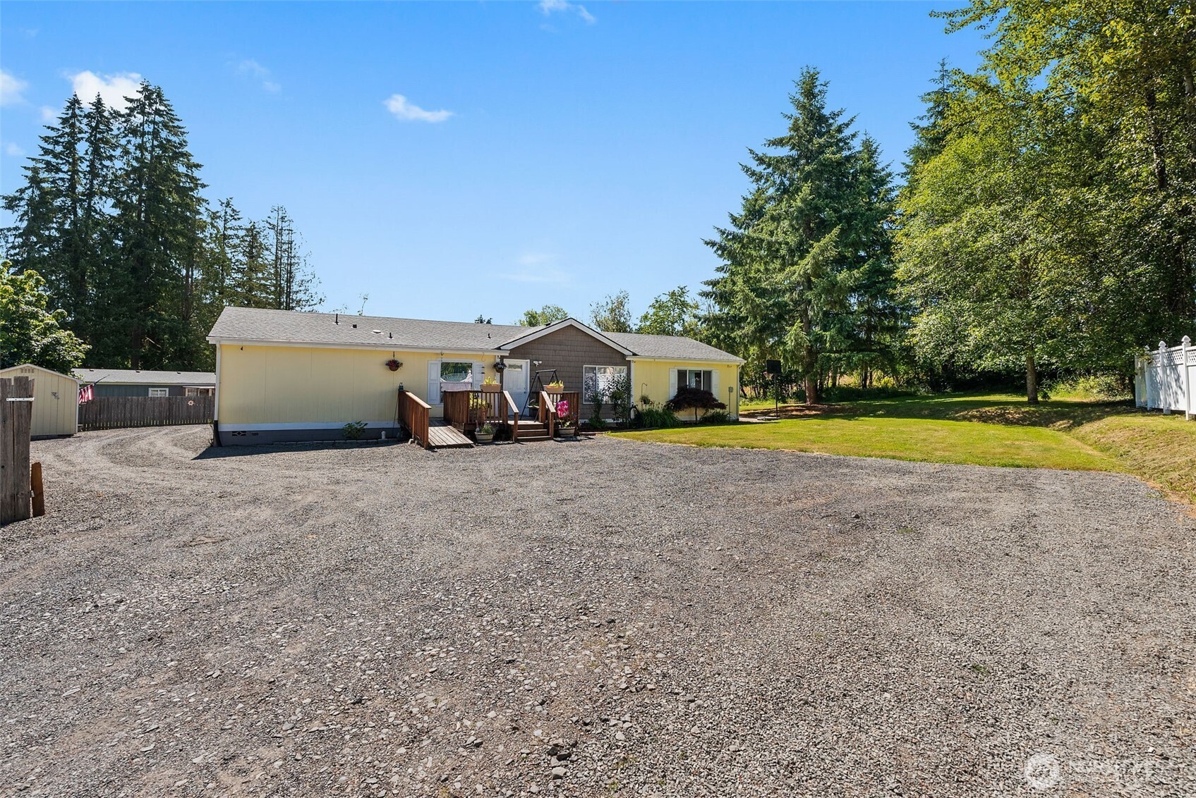 795 King Property Photo 38