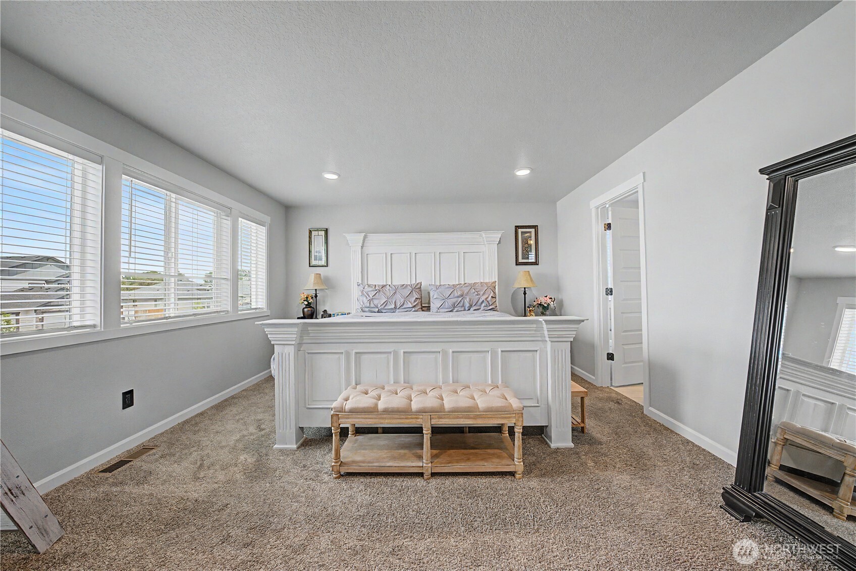 4717 W Thrush Street Property Photo 25