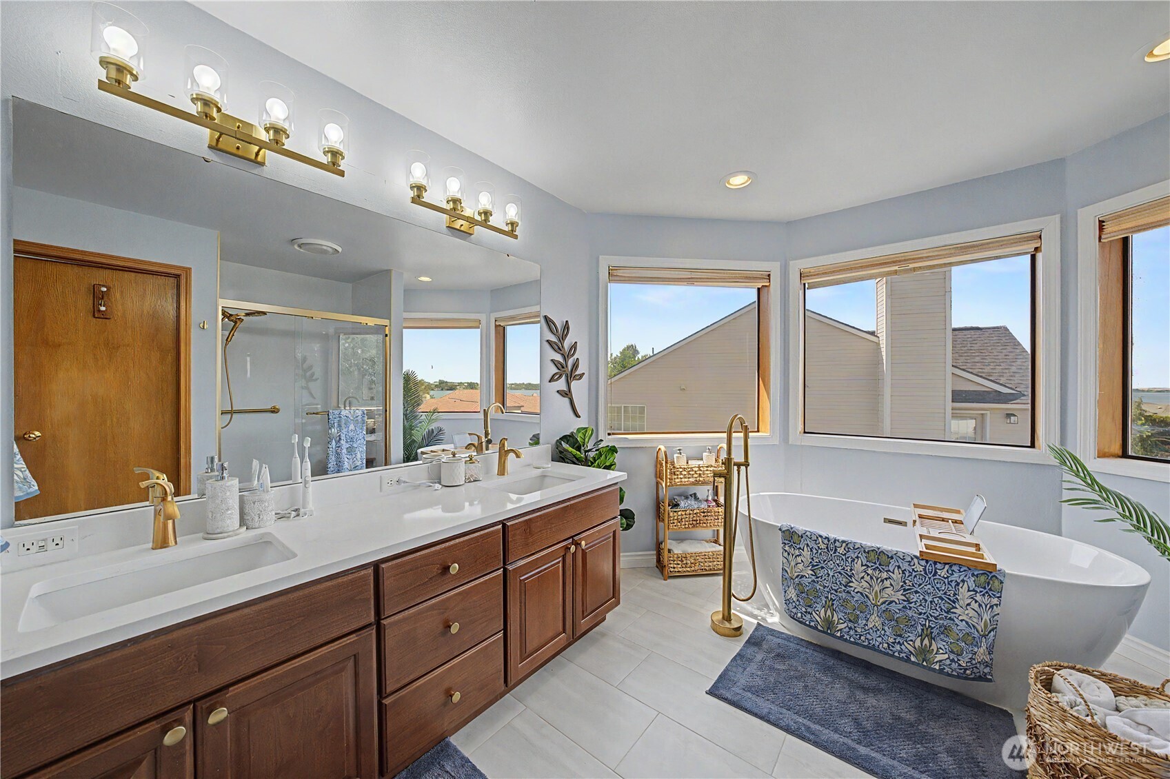 4071 Cove West Drive Property Photo 23