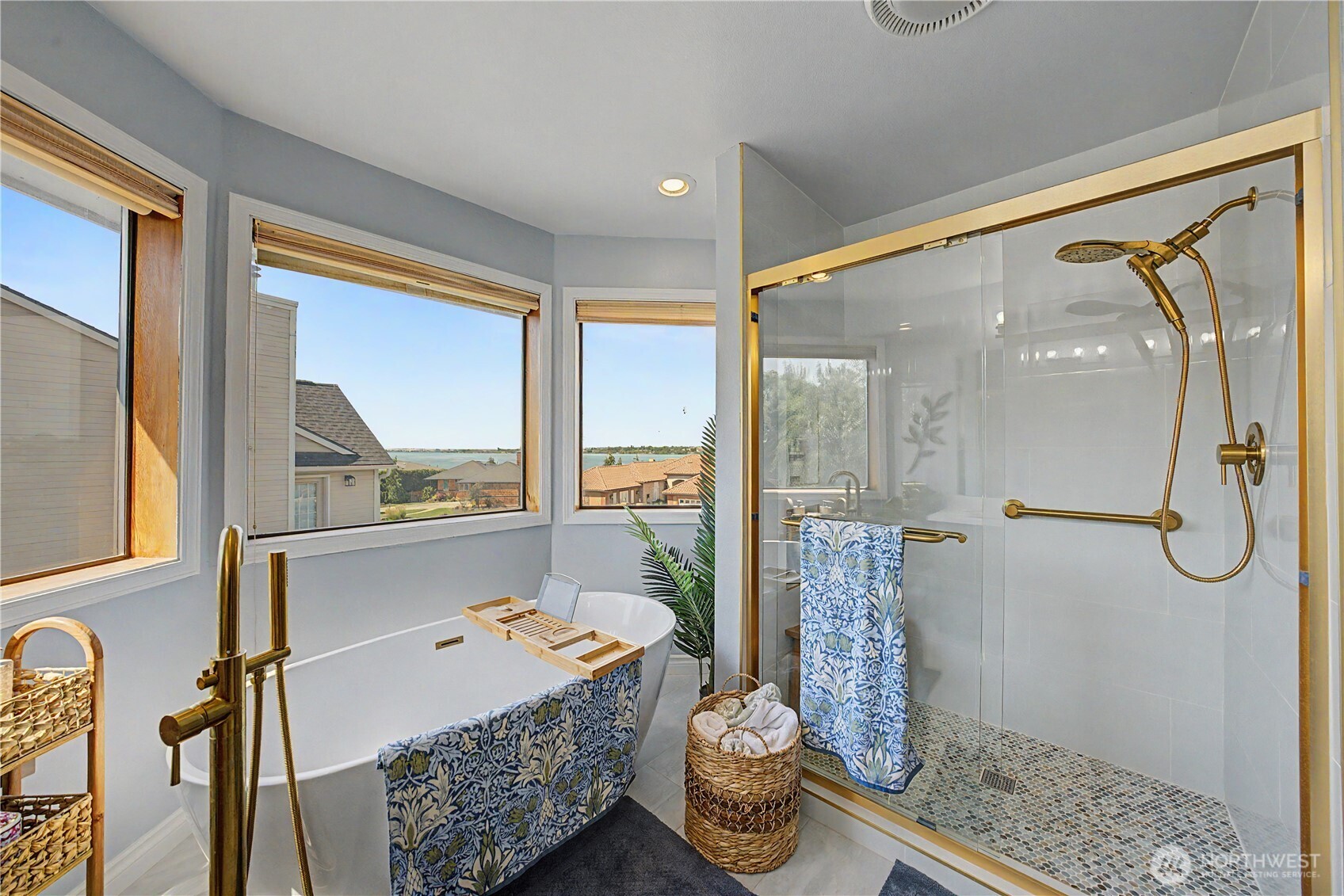 4071 Cove West Drive Property Photo 25