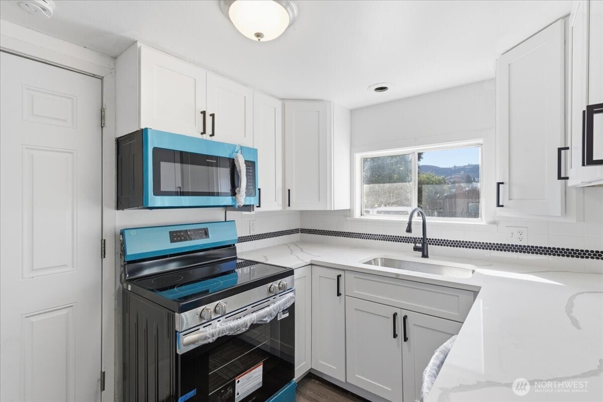 213 W Kelso Avenue Property Photo 9