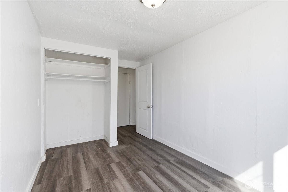 213 W Kelso Avenue Property Photo 21