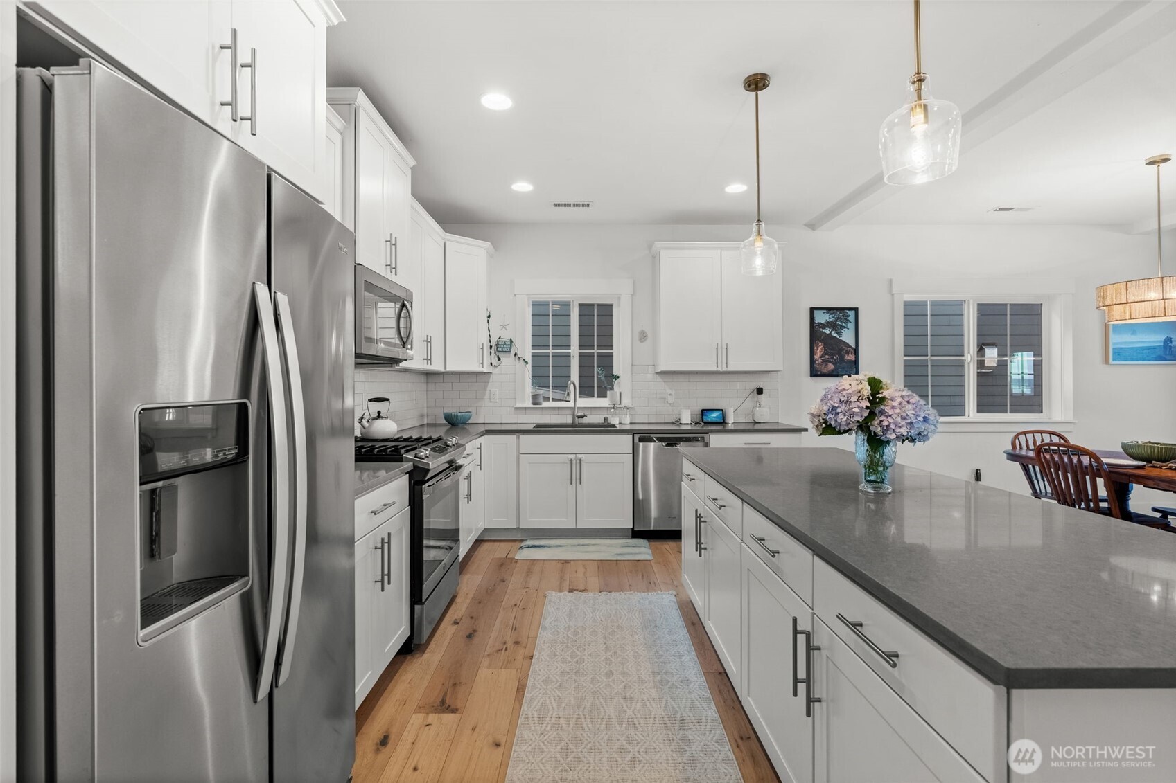 41 E Blackwell Street Property Photo 15