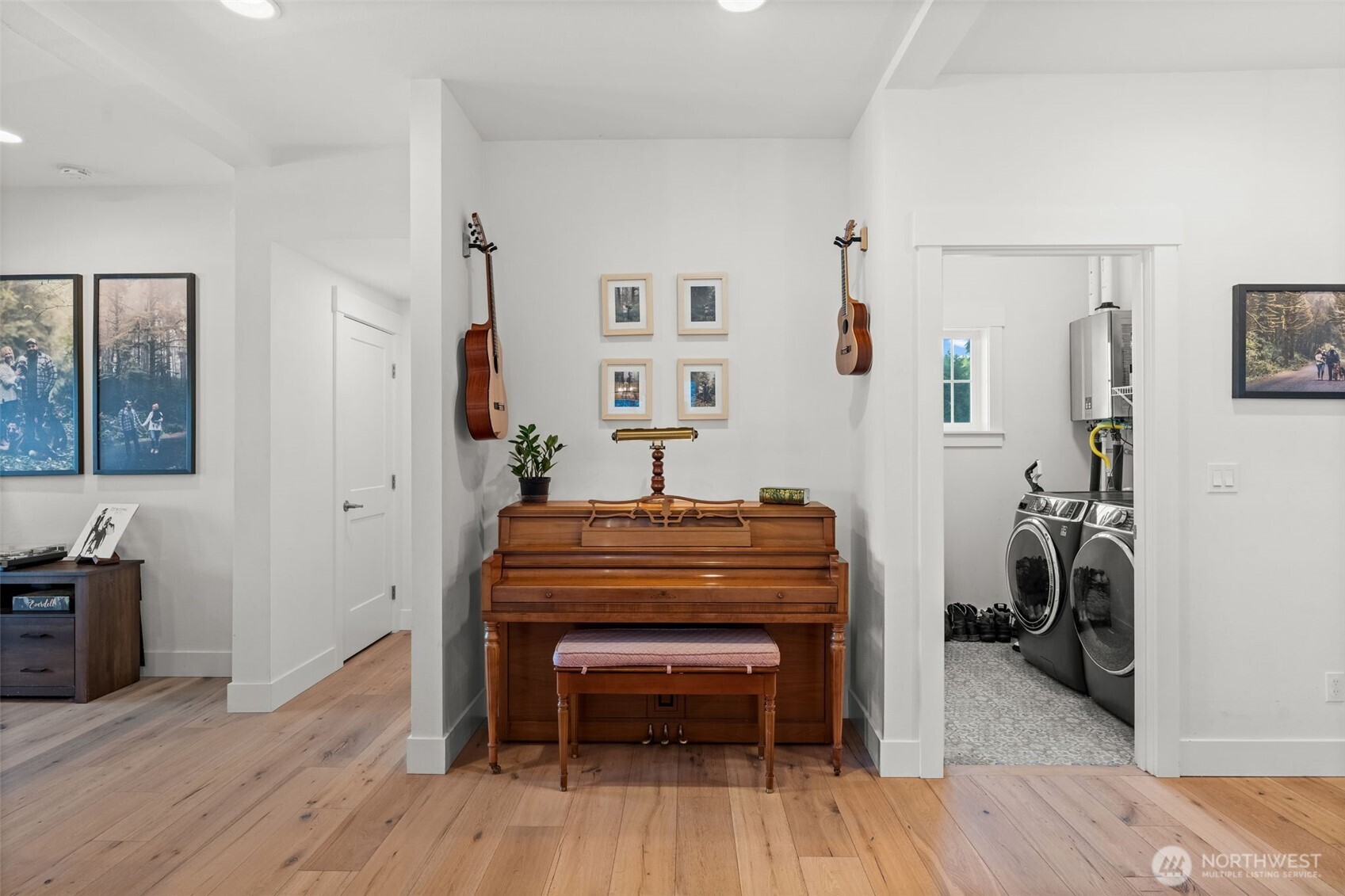 41 E Blackwell Street Property Photo 18