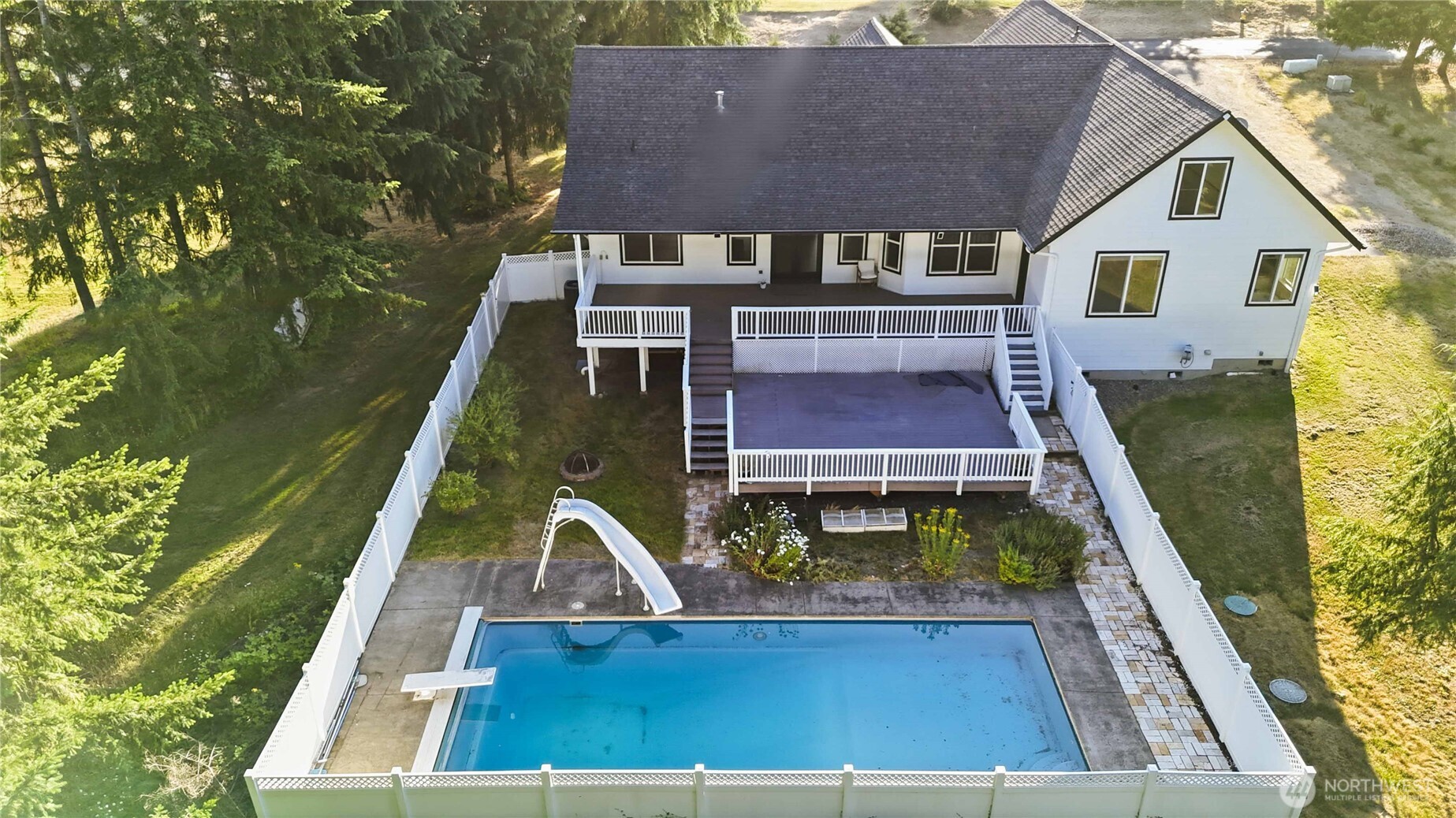 128 Flagstone Drive Property Photo 1