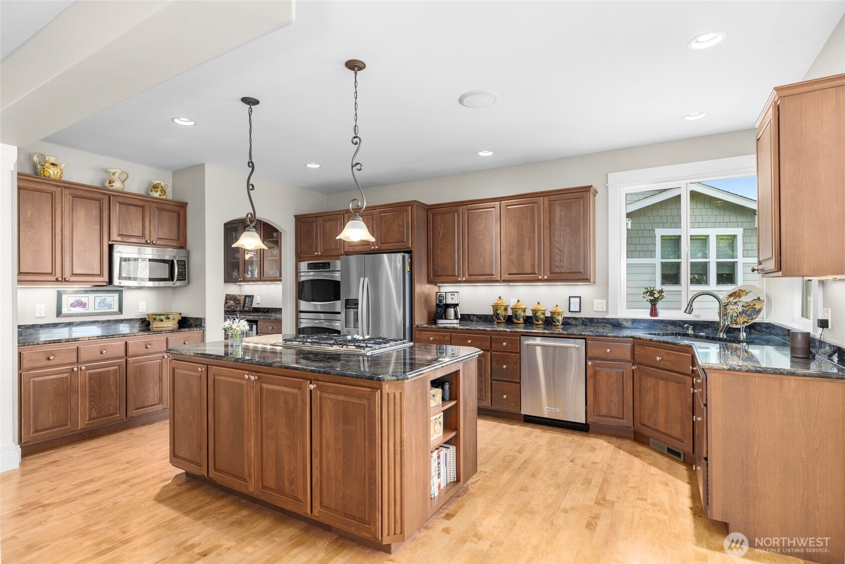1808 Bakerview Court Property Photo 7