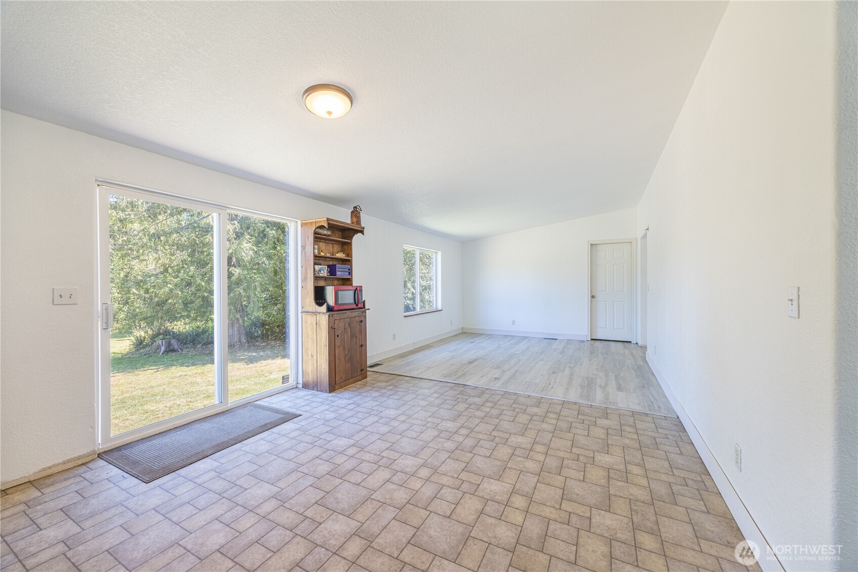 101 Robinson Property Photo 13
