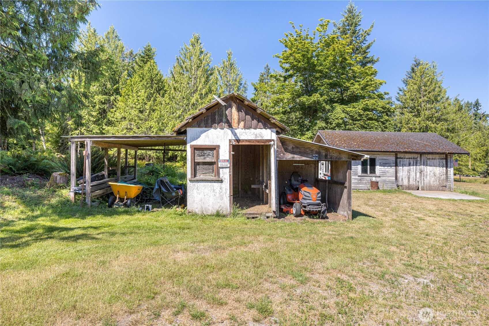 101 Robinson Property Photo 29