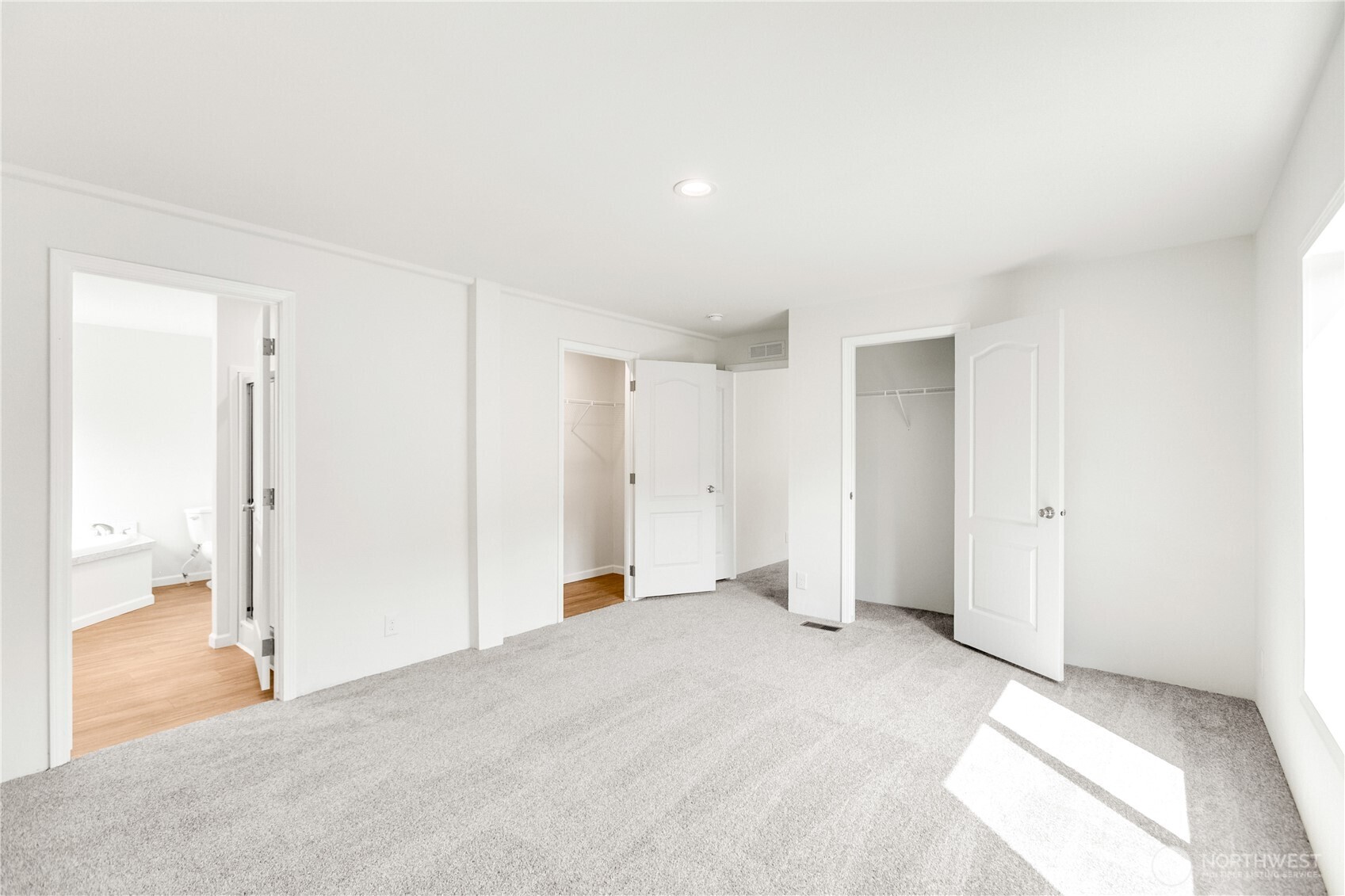 16917 88th St Property Photo 18