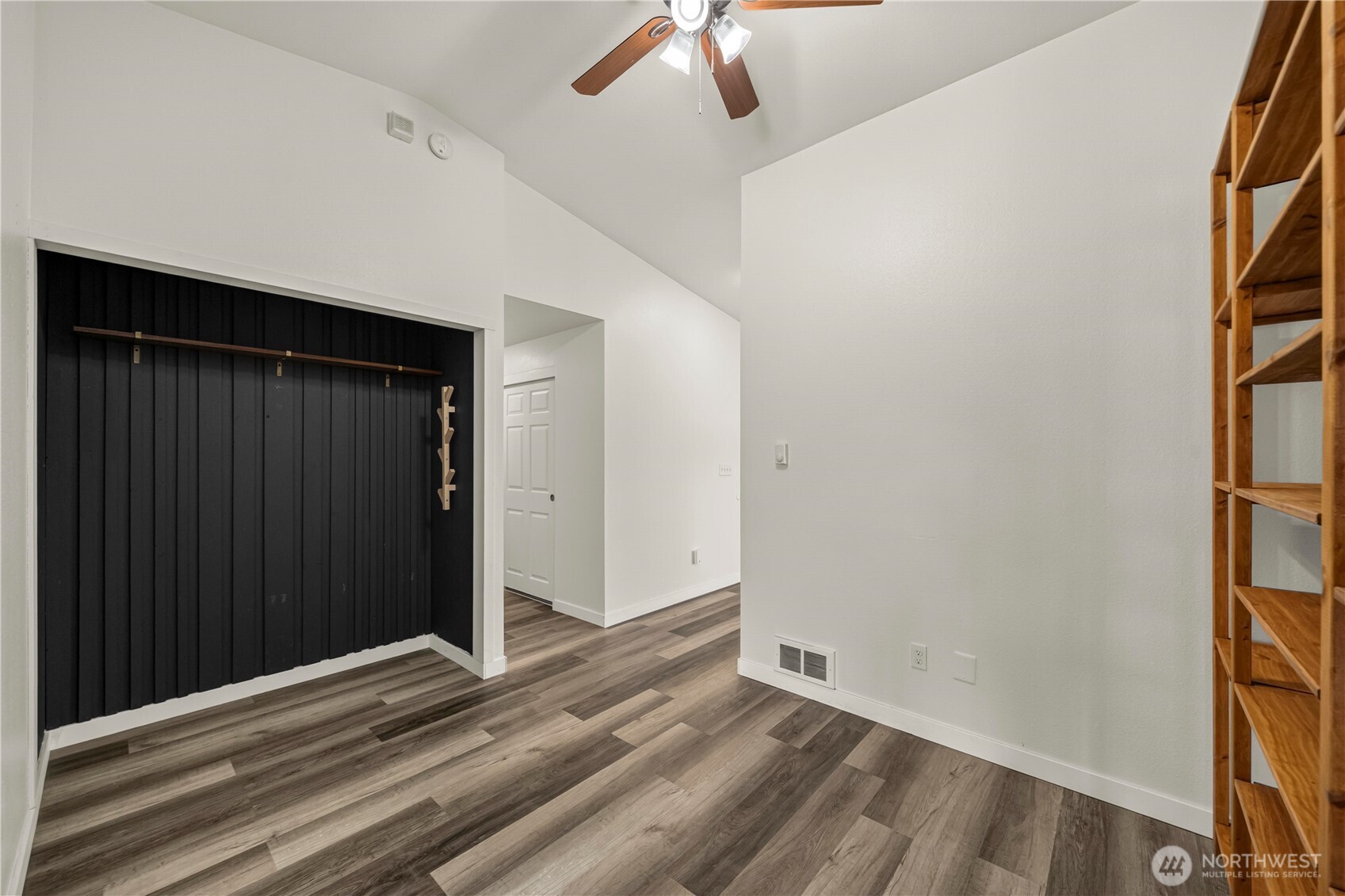 9200 Applegate Loop Property Photo 10