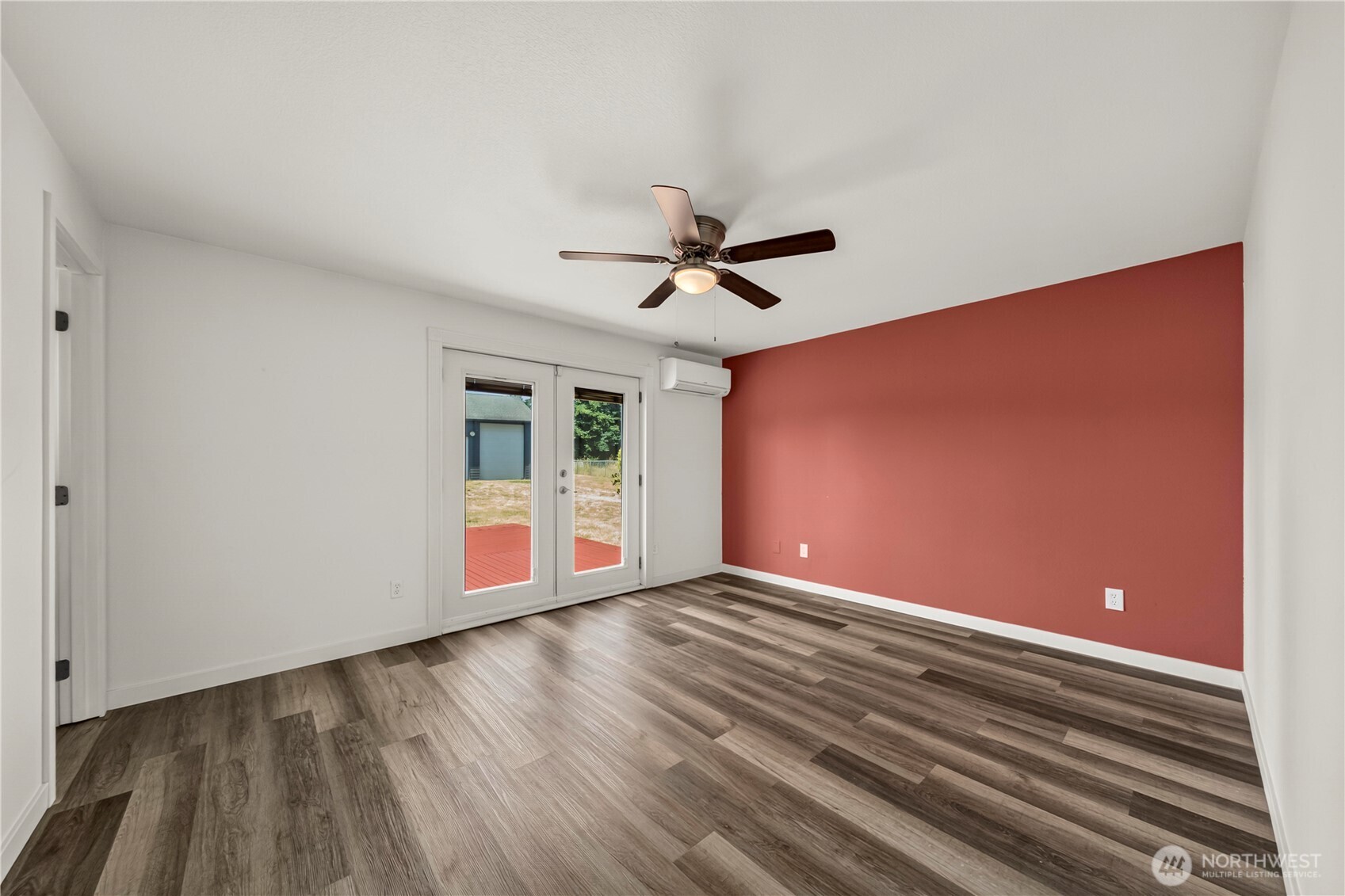 9200 Applegate Loop Property Photo 11