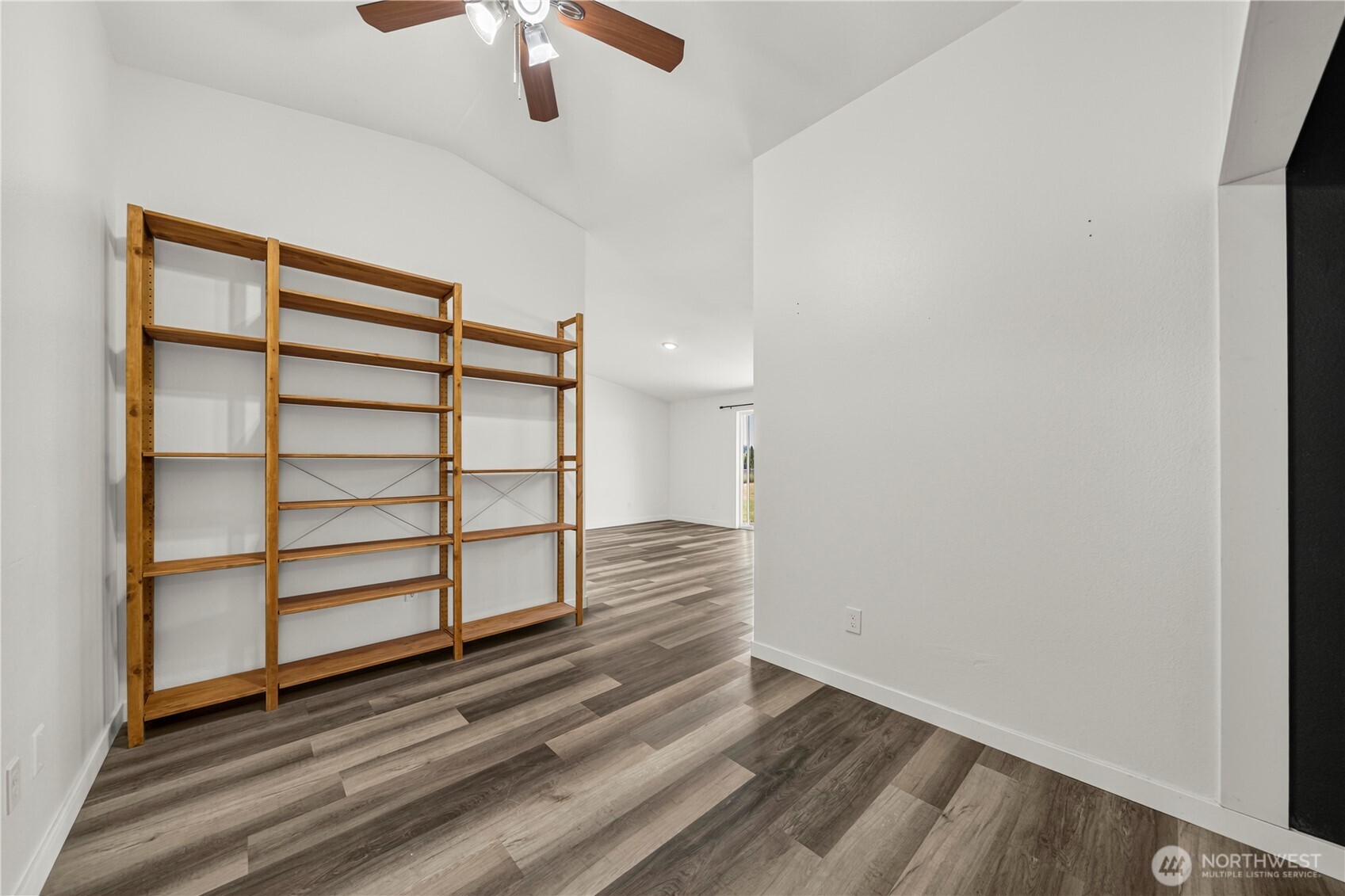 9200 Applegate Loop Property Photo 15