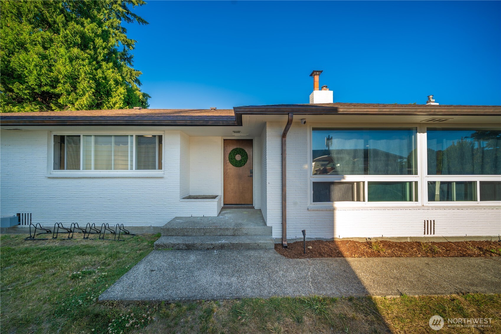1636 S 260th Street Property Photo 4